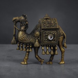 1727 Camel Brooch